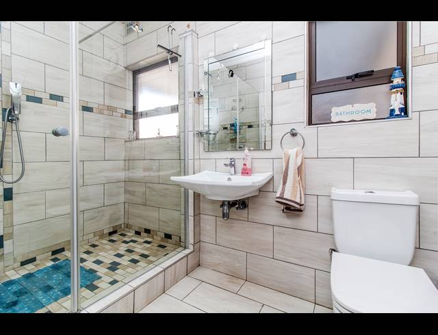 4 BEDROOM FREESTANDING FOR SALE IN MALANSHOF